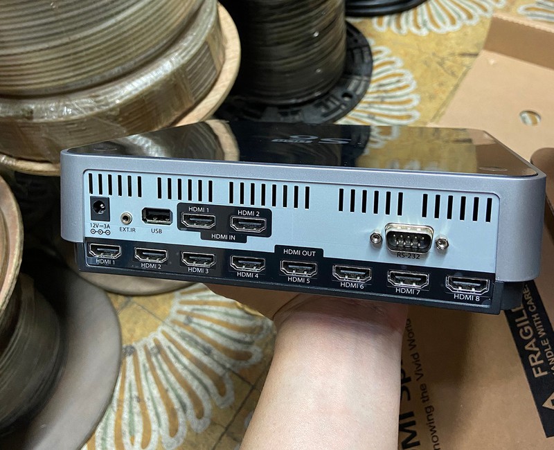 Bộ Chia HDMI 2 Input - 8 Output UHD 4K - Bộ Chia HDMI 2 Input - 8 Output UHD 4K 6