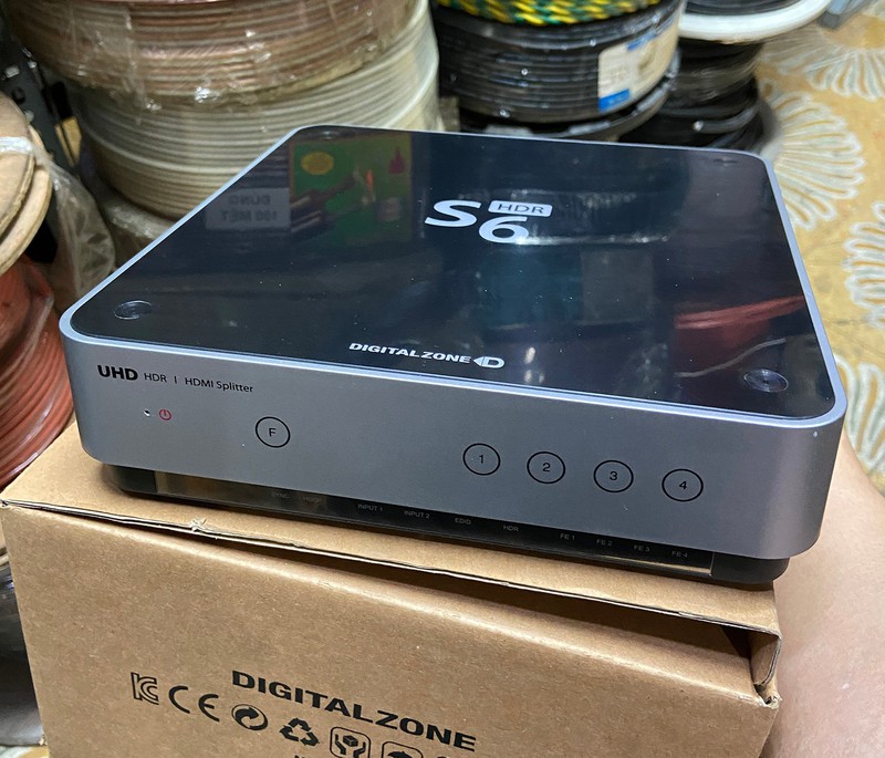 Bộ Chia HDMI 2 Input - 8 Output UHD 4K - Bộ Chia HDMI 2 Input - 8 Output UHD 4K 1