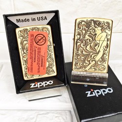Vỏ Hột Quẹt , Bật Lửa Zippo USA (Mỹ) Có Tem Đỏ Khắc 5 Mặt Hình Cô Gái Rất Đẹp Vỏ Hột Quẹt , Bật Lửa Zippo USA (Mỹ) Có Tem Đỏ Khắc 5 Mặt Hình Cô Gái Rất Đẹp