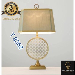 Đèn ngủ để bàn thân gỗ điêu khắc trang trí nội thất phòng ngủ dùng đọc sách sang trọng tinh tế mã 8368- Đèn Phương Anh Đèn ngủ để bàn thân gỗ điêu khắc trang trí nội thất phòng ngủ dùng đọc sách sang trọng tinh tế mã 8368- Đèn Phương Anh