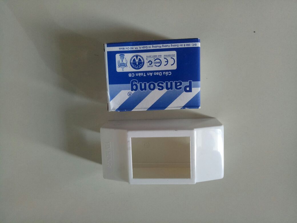Aptomat pansong 20A+hộp