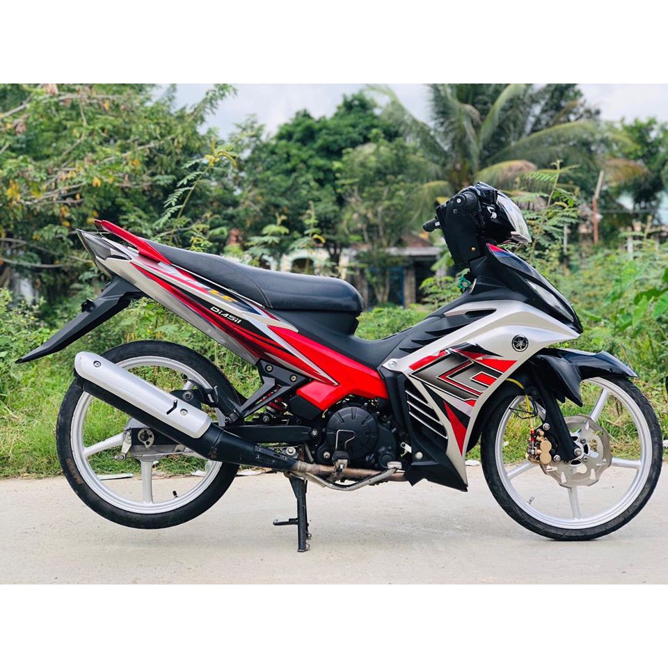 Tem Xe Yamaha Exciter 135 Trắng Đỏ Đơn Giản Tươi Mới