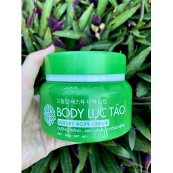 Kem body lục tảo