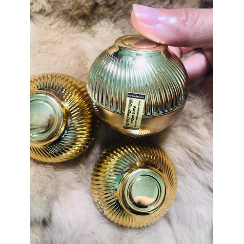 Kem face  nám tàn nhang đốm nâu nhân sâm linh chi cao cấp