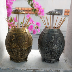 Hủ đựng tăm xỉa răng ấn nút tự động