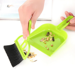 Dụng cụ vệ sinh nhà cửa thông minh 2 trong 1, chổi quét dọn mini kèm đồ hốt rác giúp dọn sạch bụi bám trên máy tính, góc tủ, cửa sổ,...- giao màu ngẫu nhiên Dụng cụ vệ sinh nhà cửa thông minh 2 trong 1, chổi quét dọn mini kèm đồ hốt rác giúp dọn sạch bụi bám trên máy tính, góc tủ, cửa sổ,...- giao màu ngẫu nhiên
