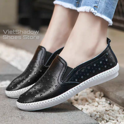 Slip on da nữ - Giày lười da nữ đột lỗ hình ngôi sao đế khâu - Chất liệu bò 2 màu (đen) và (trắng) - Mã SP 2026N Slip on da nữ - Giày lười da nữ đột lỗ hình ngôi sao đế khâu - Chất liệu bò 2 màu (đen) và (trắng) - Mã SP 2026N