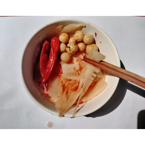 Măng Ớt Mác Mật Lạng Sơn (đặc sản) lọ 1,5kg bảo đảm ngon ( Măng ngâm cay )