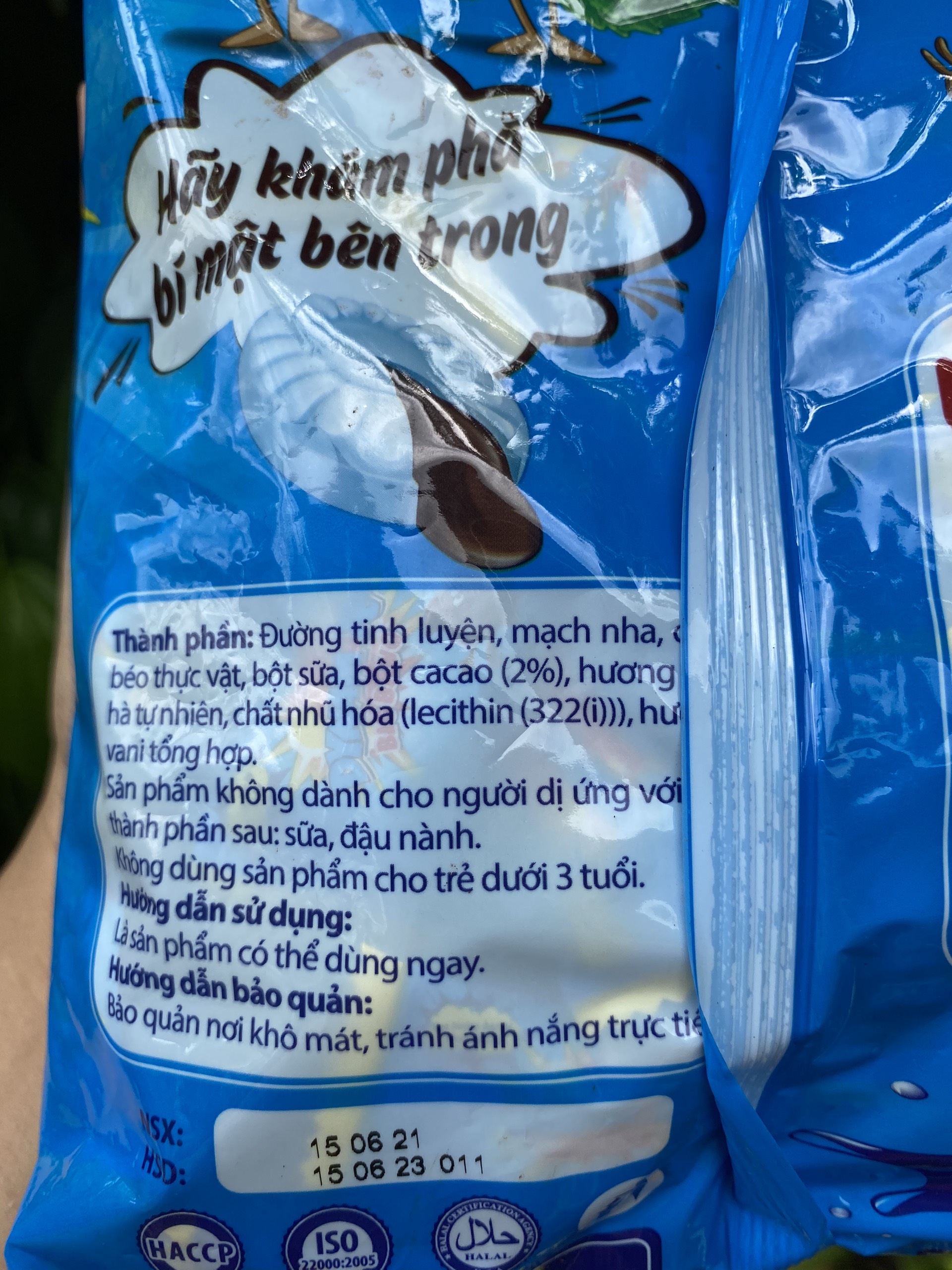 Kẹo hương bạc hà nhân socola Dynamite Big Bang gói 330g. Date 06.2023