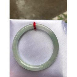 Vòng cẩm thạch tự nhiên Tr A 47mm x 6,8mm Vòng màu Trắng Bóng Xanh Da trời nhẹ đều cả vòng thiệt là đẹp ạ Nữ tay nhỏ 40kg - 47kg ạ chỉ có 649k Vòng cẩm thạch tự nhiên Tr A 47mm x 6,8mm Vòng màu Trắng Bóng Xanh Da trời nhẹ đều cả vòng thiệt là đẹp ạ Nữ tay nhỏ 40kg - 47kg ạ chỉ có 649k