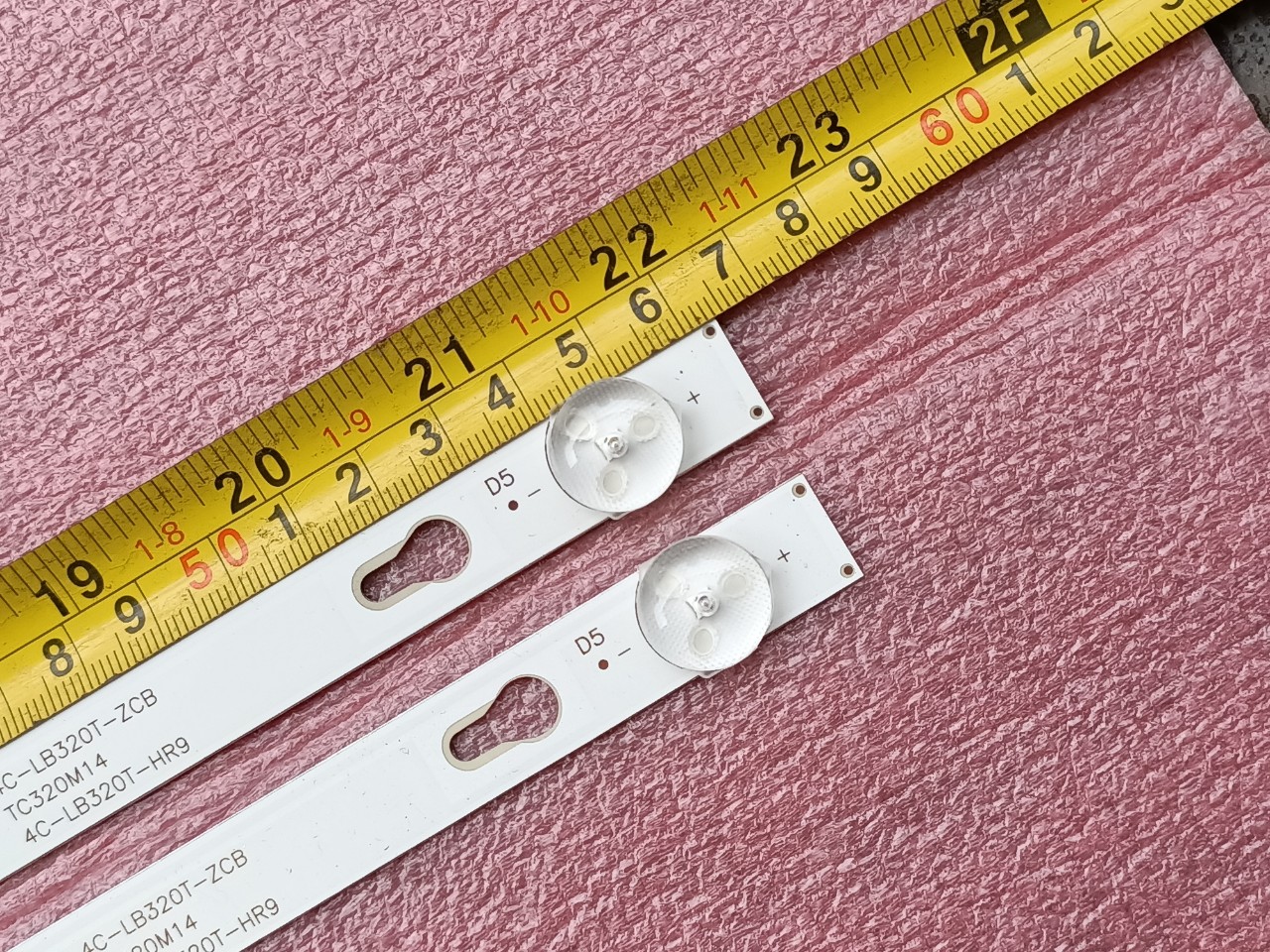 BỘ THANH ĐÈN LED TIVI TCL 32 D3000 MỚI 100%, HÀNG ZIN HÃNG, BỘ 2 THANH MỖI THANH 5 BÓNG 6V DÀI 56,4cm