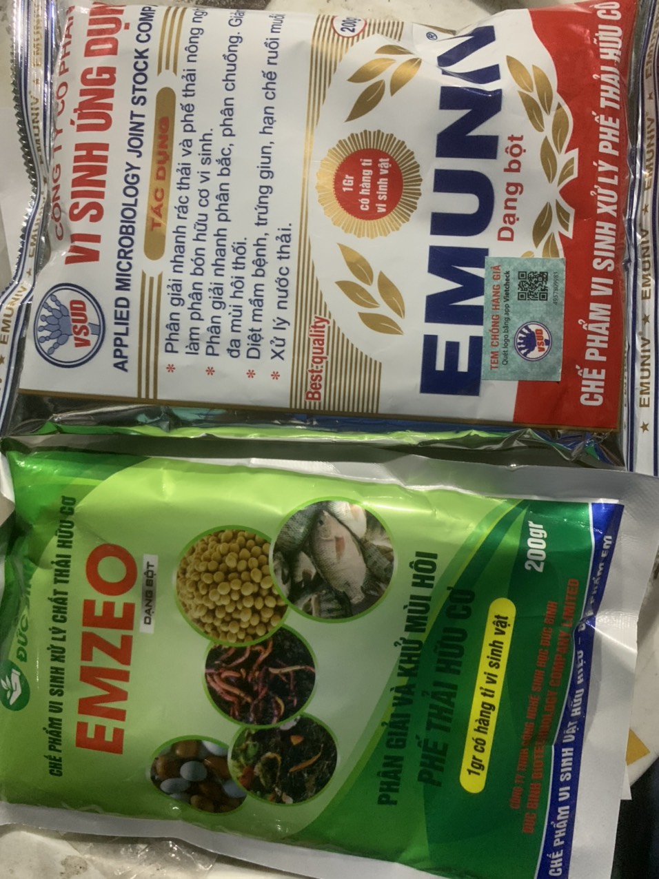 Hình ảnh Chế phẩm vi sinh EMUNIV HOẶC EMZEO dạng bột gói 200gr