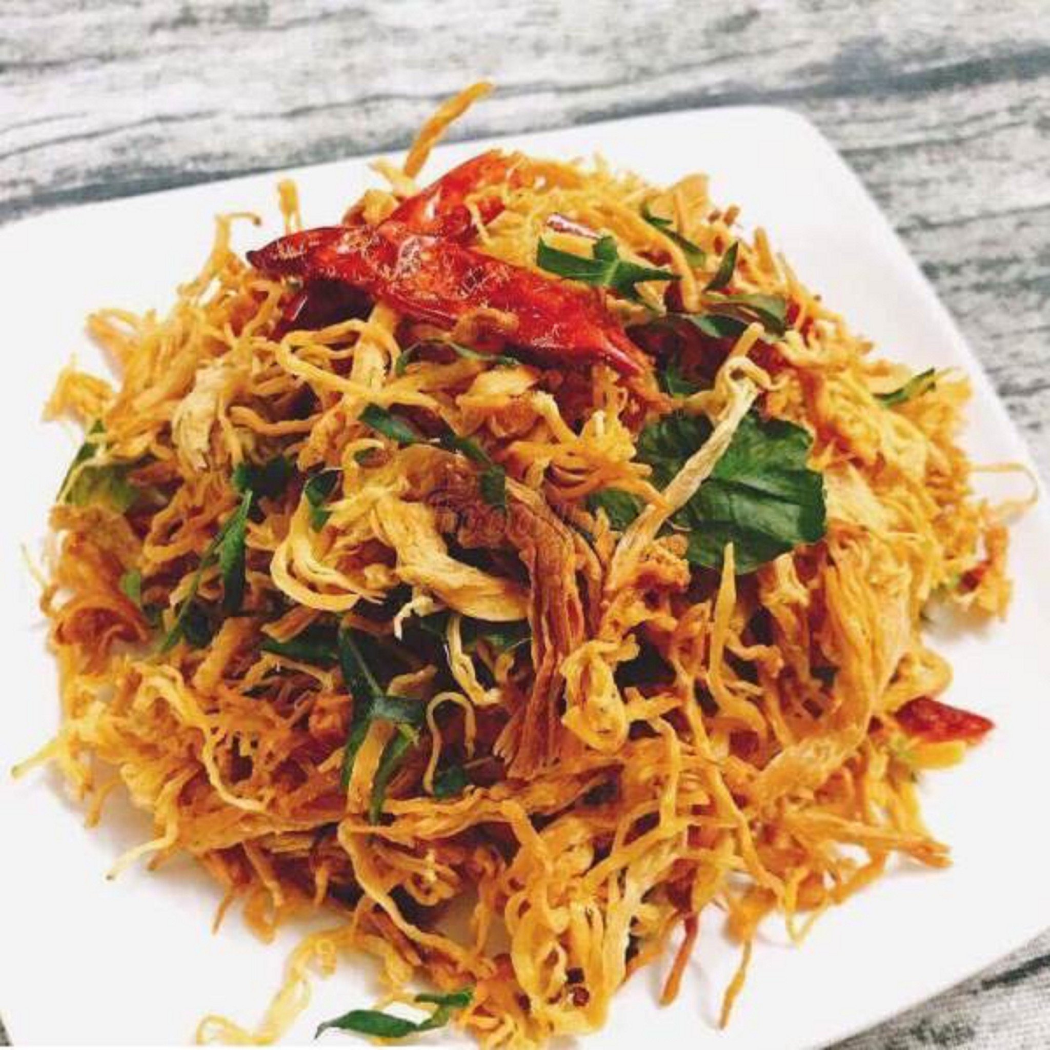 Khô Gà Phi Lê Lá Chanh 300gr, Giòn Tan, Thơm Ngon, Nhâm Nhi cùng bạn bè tuyệt,hải sản khô, thực phẩm khô Thiên Tú , chất lượng , uy tín , bổ dưỡng cho mọi gia đình