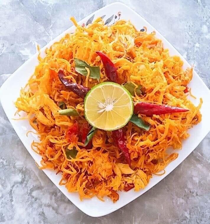 Khô Gà Phi Lê Lá Chanh 300gr, Giòn Tan, Thơm Ngon, Nhâm Nhi cùng bạn bè tuyệt,hải sản khô, thực phẩm khô Thiên Tú , chất lượng , uy tín , bổ dưỡng cho mọi gia đình