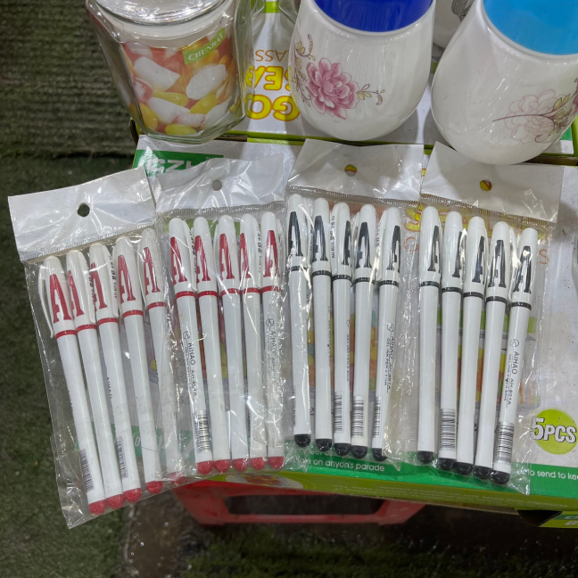 Combo 5 Cây Bút Mực Chữ A Màu Đỏ/ Đen