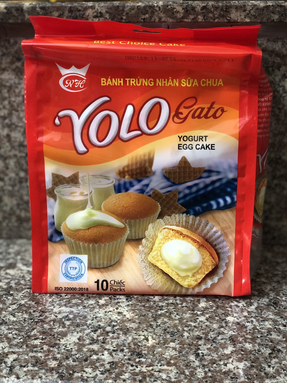 Bịch 10 Bánh Trứng Nhân Sữa Chua YOLO GATO