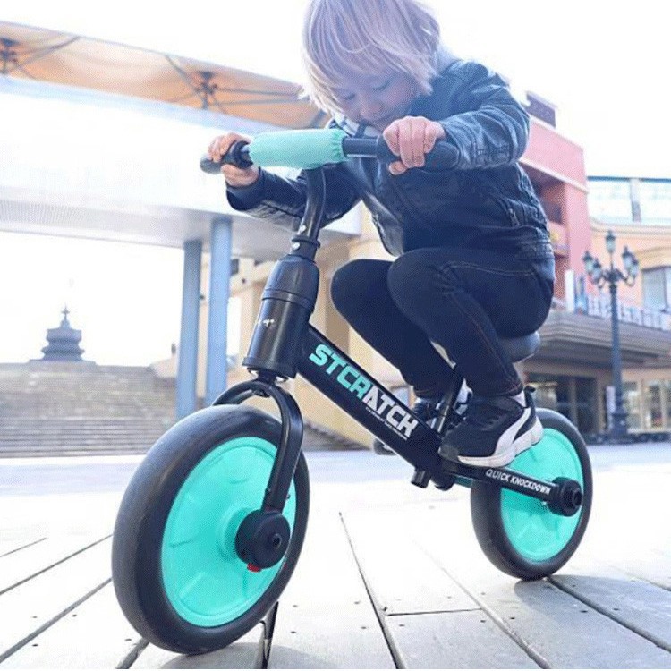 XE ĐẠP THẰNG BẰNG TẬP ĐI CHẮC CHẮN CHO BÉ SCRATCH ST-4B CÓ BÁNH PHỤ VÀ BÀN ĐẠP GẮN LIỀN HOẶC THÁO RỜI