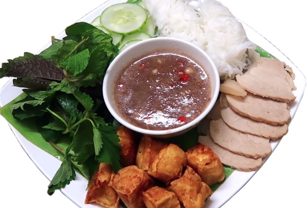 0,5 lít Mắm tôm đặc sản làng nghề Quỳnh Lưu Nghệ An cam kết sạch