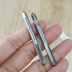 BỘ DỤNG CỤ GỒM 2 CÂY VÍT TARO REN TRONG CẦM TAY SIZE M5
