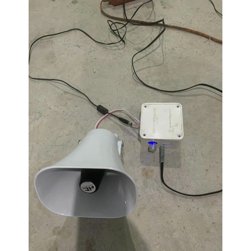 CÂY ĐÈN LED PHÁO HOA 20,24,30 TIA CÓ ÂM THANH ĐỦ BỘ