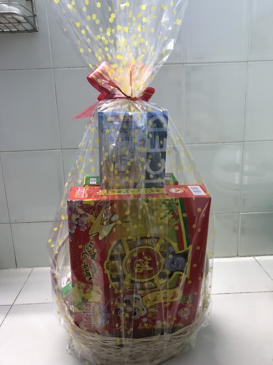 GIỎ QUÀ TẾT GIÁ RẺ 01