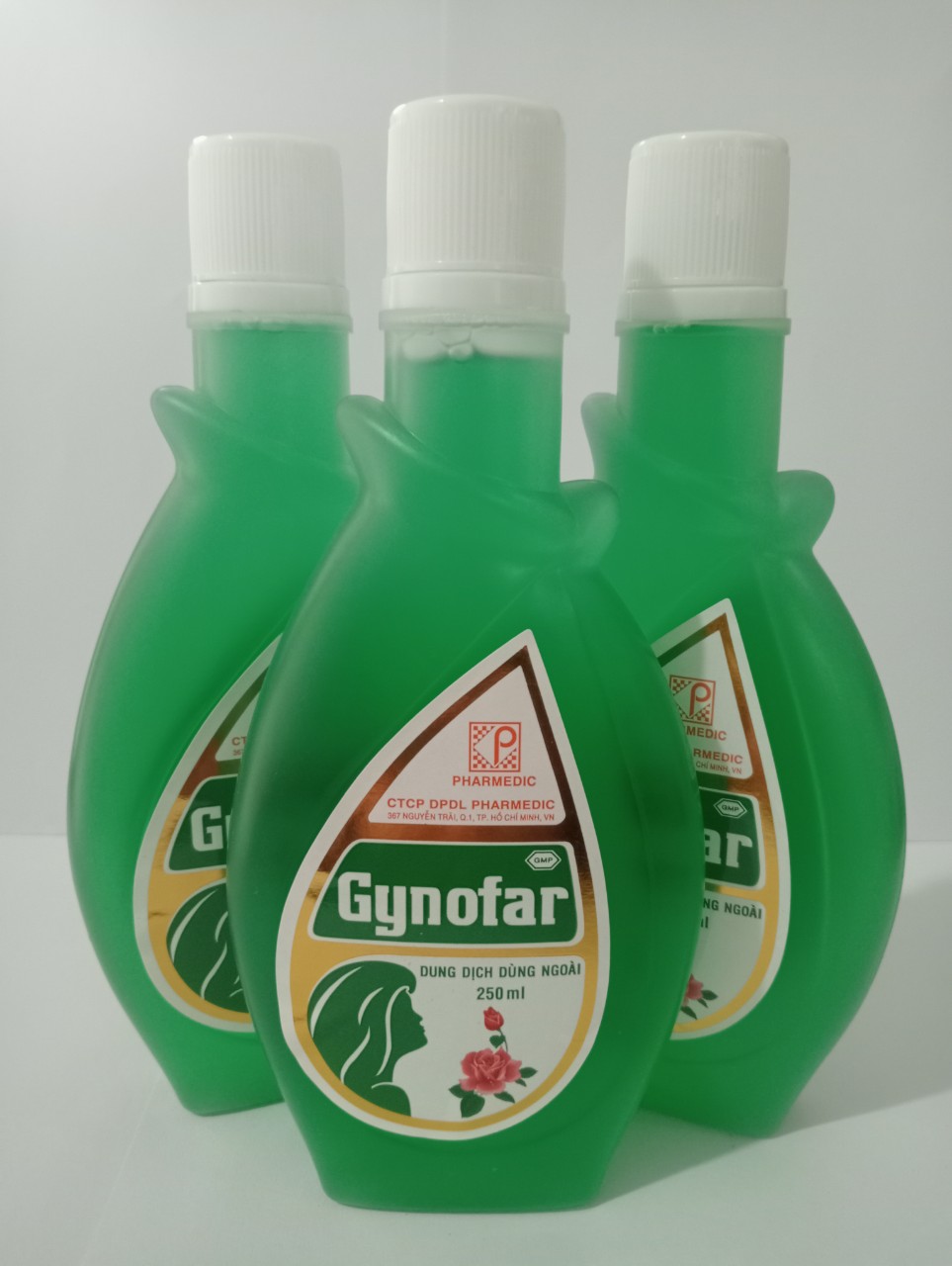 Hình ảnh Dung dịch vệ sinh phụ nữ GYNOFAR Chai 250 ml