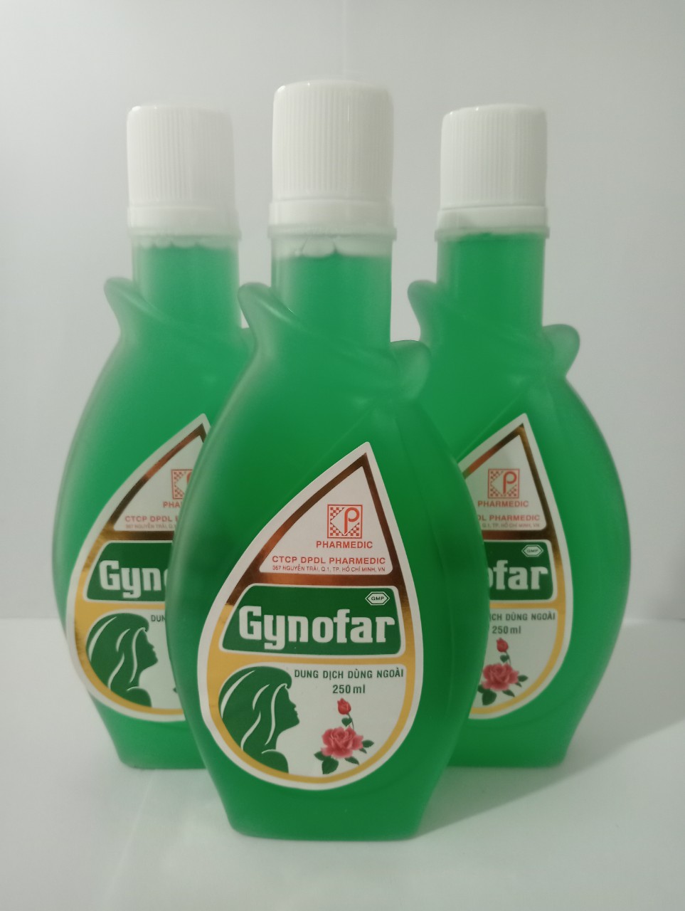 Hình ảnh Dung dịch vệ sinh phụ nữ GYNOFAR Chai 250 ml