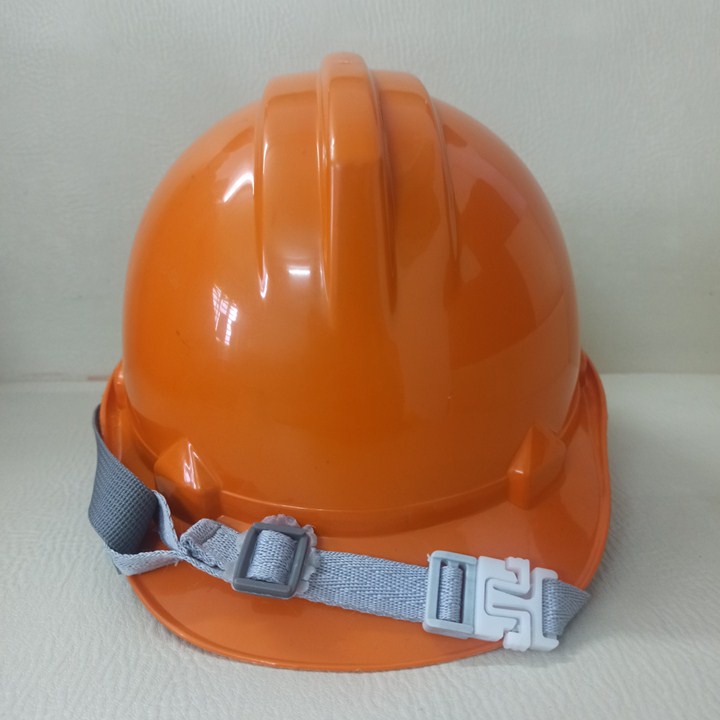 Nón bảo hộ khóa vặn quai cài