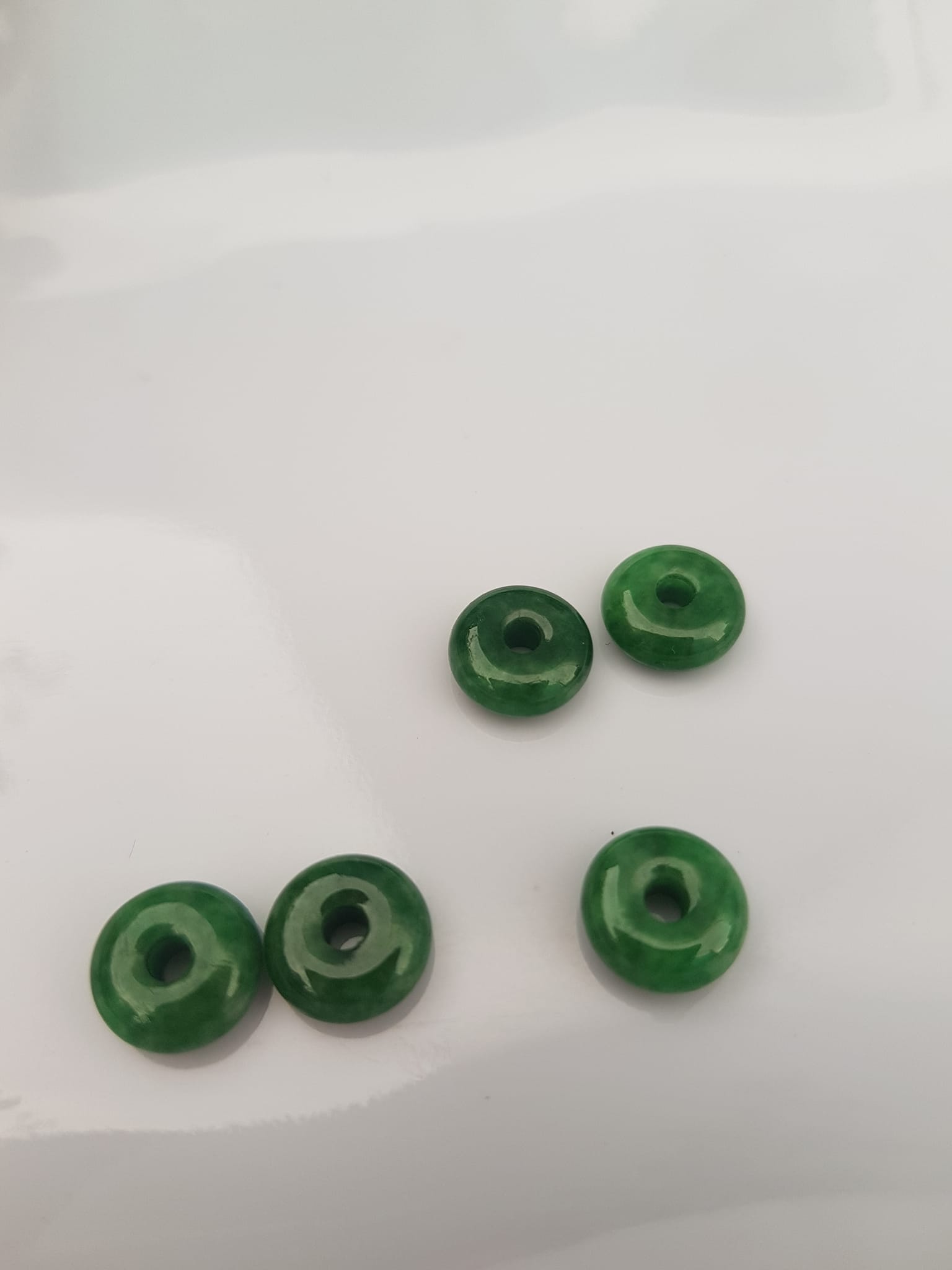 Bộ 5 Đồng Tiền Đá Cẩm Thạch Tự Nhiên Xanh Ngọc Đậm Đều Đẹp Nữ Phối Vòng  Tay,Mặt Dây Chuyền Vàng Đeo Cực Kỳ Xinh Xắn Ạ Size Hạt 9Mm X Dầy