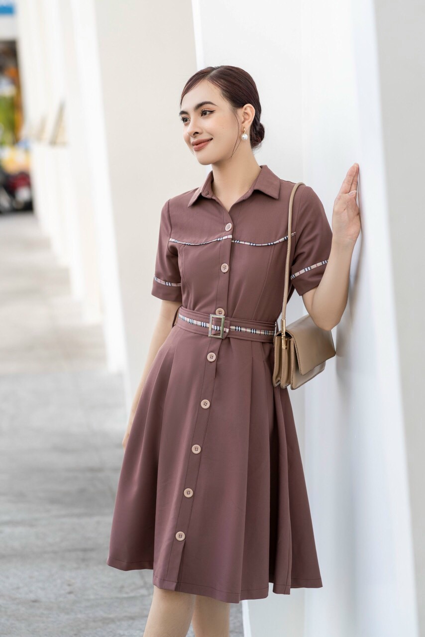 Đầm caro cổ sơ mi phối ren