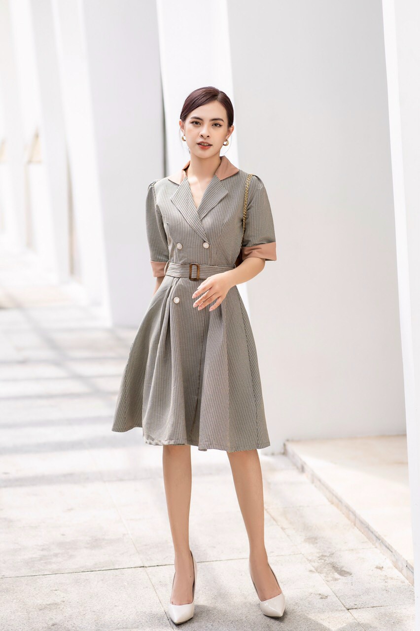 Đầm caro cổ sơ mi phối ren