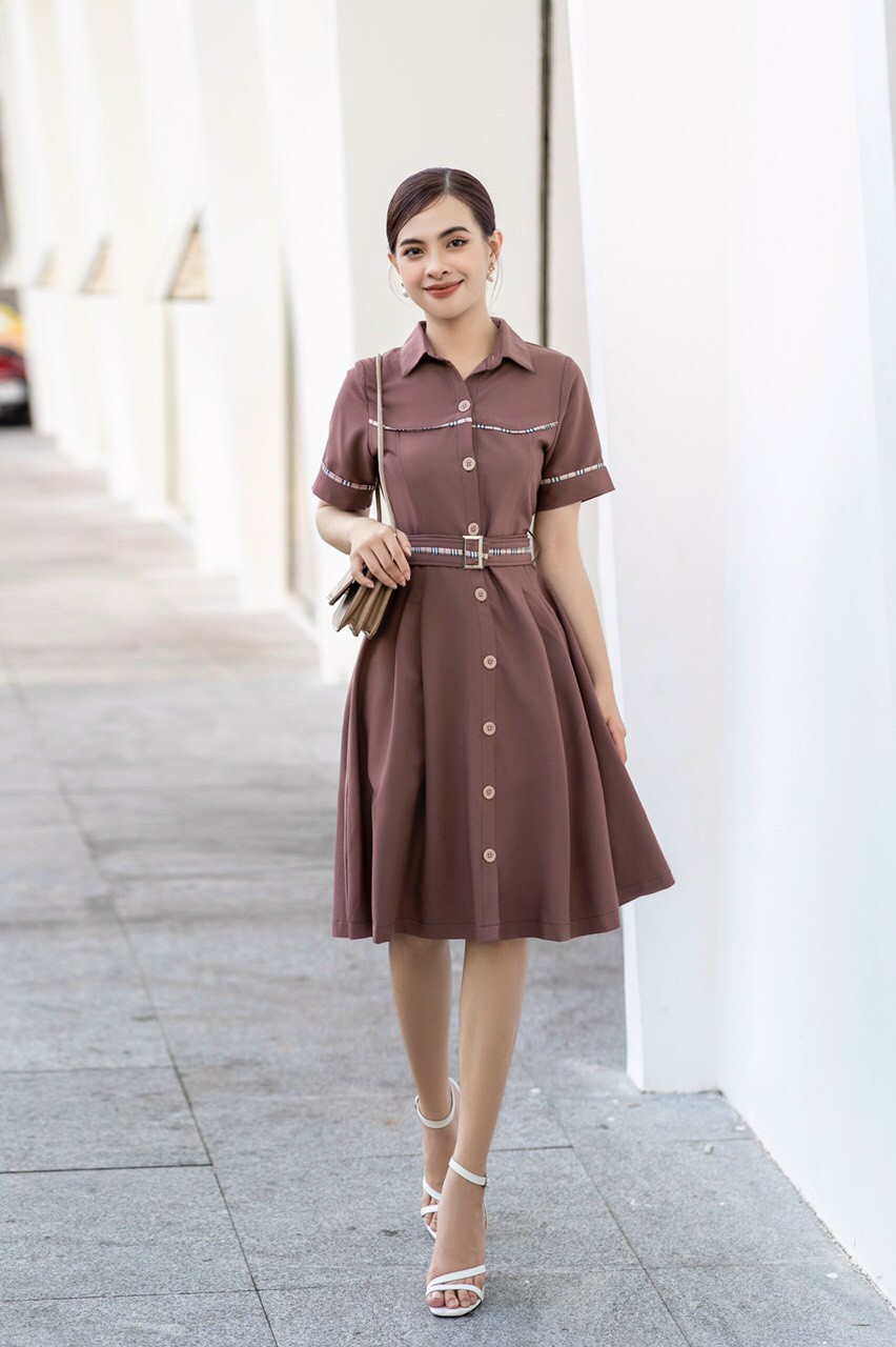 Đầm caro cổ sơ mi phối ren