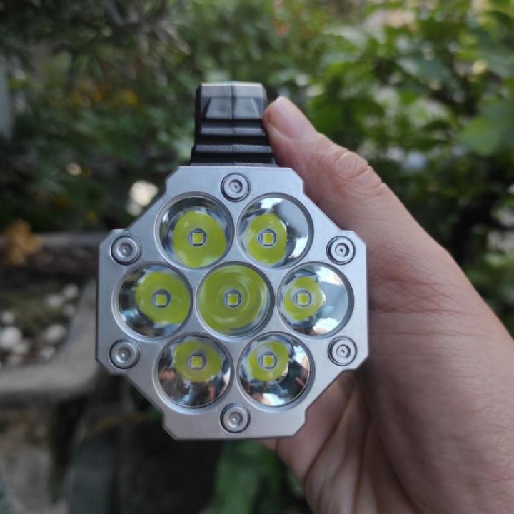 den pin sieu sáng