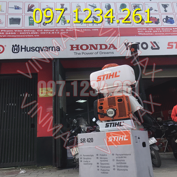 Máy phun hóa chất khử trùng STIH-L đi khắp thôn xóm Đồng Nai