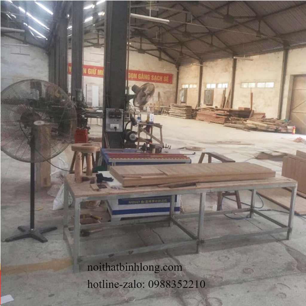 Bàn ăn tròn gỗ tự nhiên