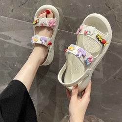 Dép Sandal nữ đế dày thời trang găn sticker dễ thương – Dép quai hậu SD03