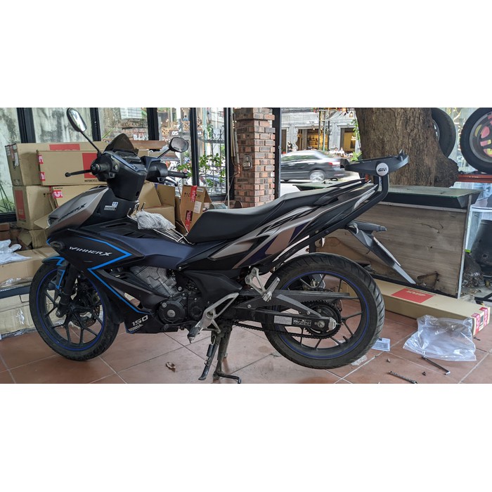 希少GIVI HRV WINNER X 150