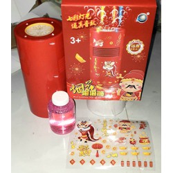 Đồ chơi Tết_ Một bộ trò chơi phun xà phòng có hiệu ứng nhạc và đèn led rất đẹp tặng kèm pin