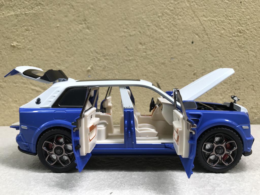 Mô hình xe Rolls-Royce Phantom MANSORY 1:24 (Mã SP: MH 124 Rolls-Royce Phantom MANSORY)