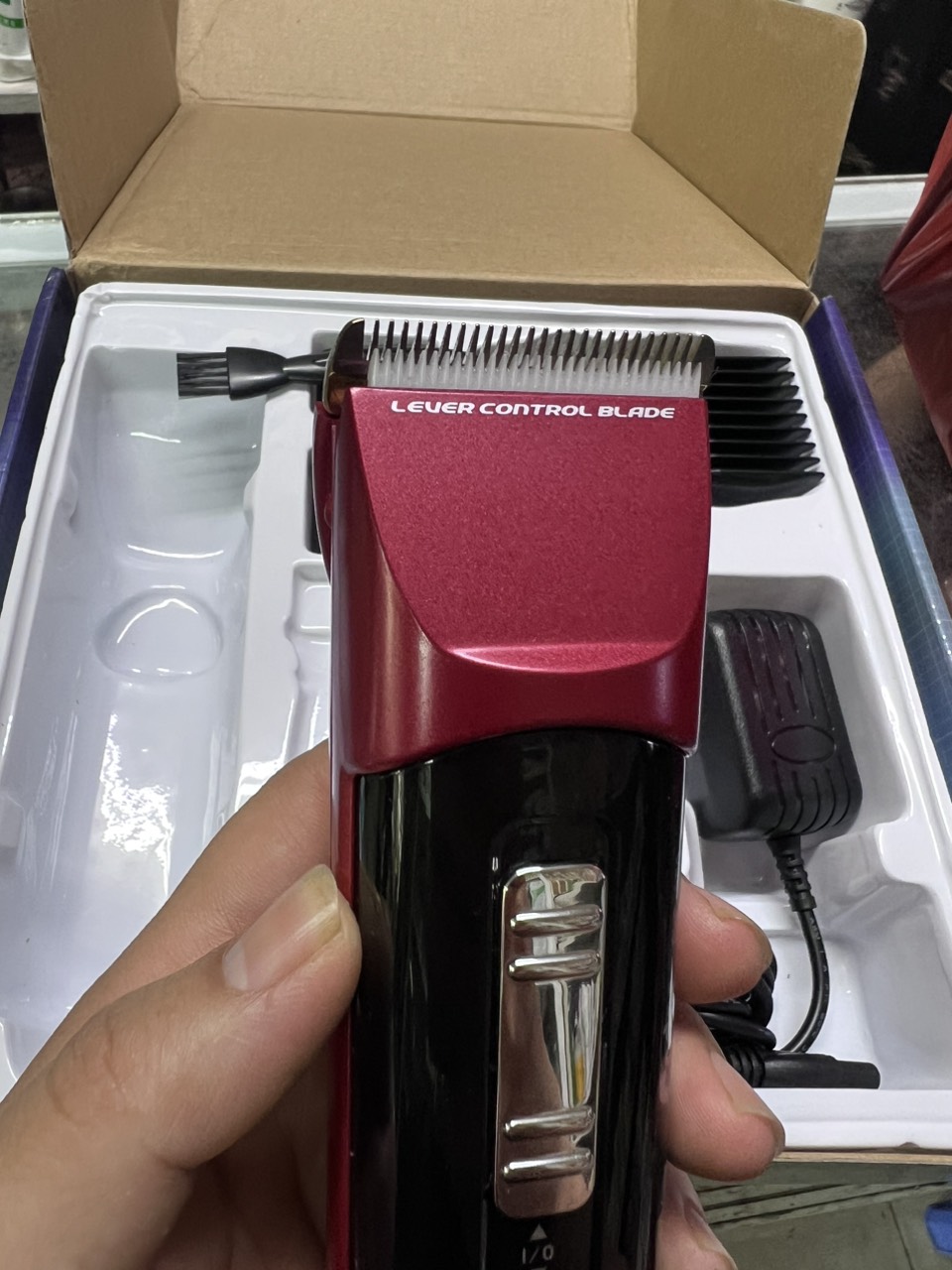 Tông Đơ Cắt Tóc Codos Chc 950 (Mã SP: 6431720965)