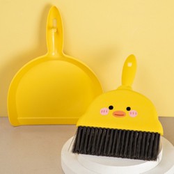 Chổi Quét Bụi mini Kết Hợp Chổi Quét Tóc  Hình Vịt Vàng