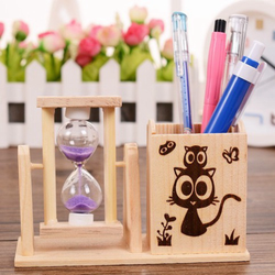 Hộp đựng bút có đồng hồ cát