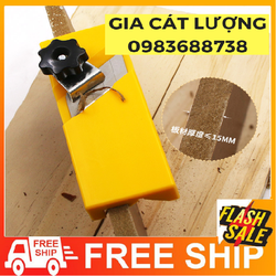 cạo vét chỉ cạnh thạch cao