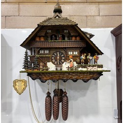 Đồng Hồ Cuckoo Đức Mái Nhà Chạy Cơ Kéo Tạ 8 Ngày Size Lớn Mô Tả Cuộc Sống Hằng Ngày