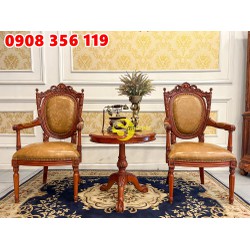 Ghế ăn Salar gỗ beech tay chủ bọc da bò ý