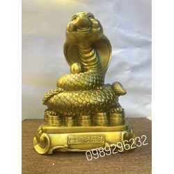 Tượng linh vật Rắn phúc ngồi bệ tiền bằng đồng vàng cao 22cm