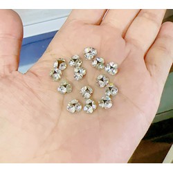 Đá chân nhọn đính 3v