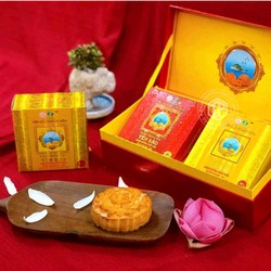 Bánh Trung Thu Yến Sào Khánh Hòa - Hộp 2 bánh x 200g 1 thập cẩm 1 nhân mềm x 200g