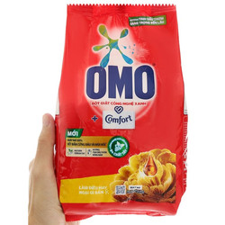 Thùng 18 gói Bột giặt OMO Comfort tinh dầu thơm nồng nàn xoáy bay vết bẩn và hương thơm bền lâu 700g