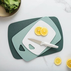 SET 3 thớt nhựa xinh xắn cho nhà bếp